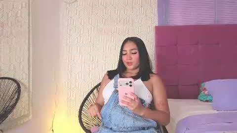 Michelle online show from July 8, 8:01 pm