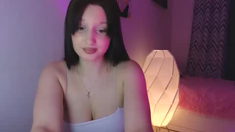 Em1l1a online show from September 9, 7:03 pm