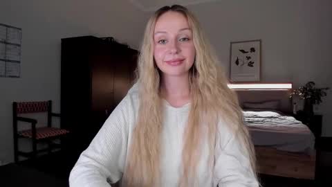 Emilie online show from September 13, 4:31 pm