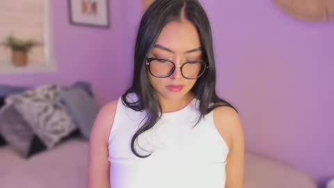 Ema online show from October 30, 8:53 pm