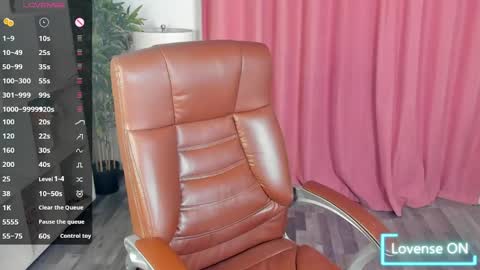 EmaBrownie online show from March 30, 1:11 pm