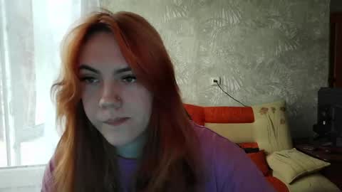 ember__fox online show from May 4, 10:11 am