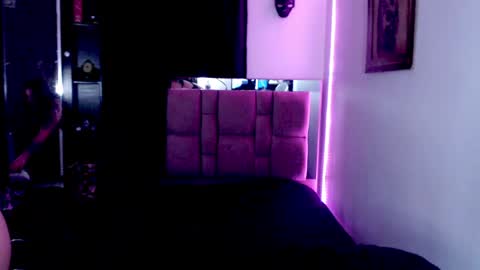 Emerald Black online show from April 2, 12:29 am