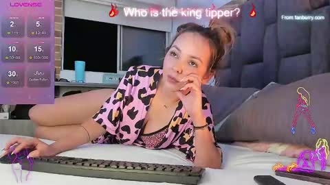 Emy online show from January 14, 2:40 am