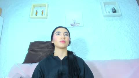 Emily online show from February 24, 12:05 pm