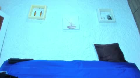 Emily online show from March 4, 12:01 pm