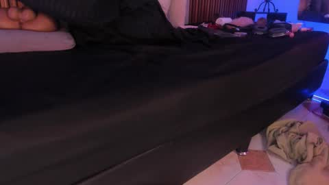   online show from November 28, 2:52 am