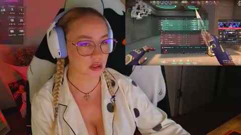 Emili online show from September 11, 6:31 pm