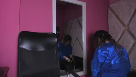 Emy  online show from November 19, 2:55 am