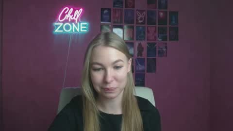 Emilia online show from October 28, 7:09 am