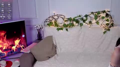 Felicia online show from June 21, 3:18 pm