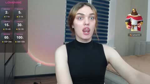 Emi online show from November 30, 9:22 pm