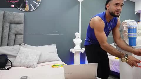 Emilio online show from February 15, 11:31 am