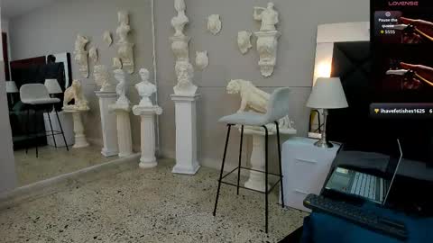 Emilio online show from November 28, 11:06 am