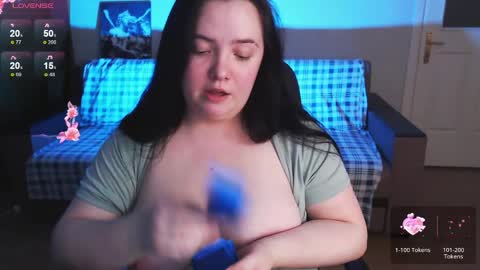 Emily online show from April 3, 4:58 pm