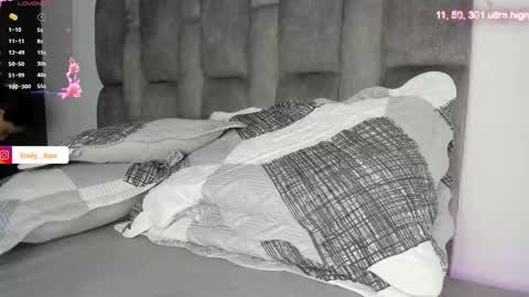 Emily online show from March 3, 10:33 am