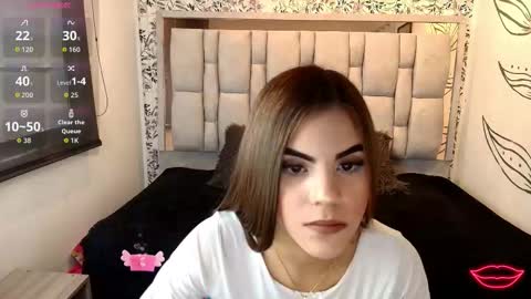 EMILY CUTE online show from February 4, 8:13 pm