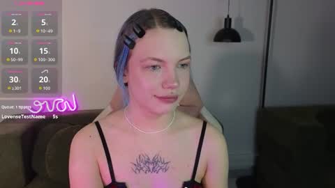 Emily online show from July 13, 1:20 am