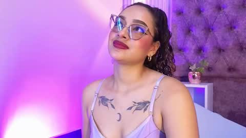 Emily online show from January 31, 7:11 pm