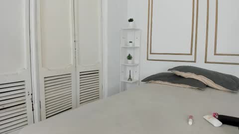 emily_gaviria1 online show from March 3, 11:50 am