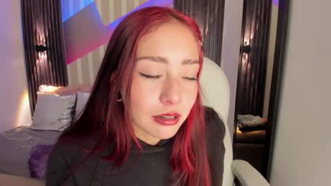 Emily online show from November 5, 3:03 pm