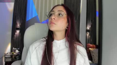 Emily online show from December 14, 8:04 pm