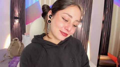 Emily online show from October 27, 2:50 pm