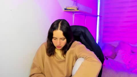 emily_lindey online show from November 20, 3:38 am