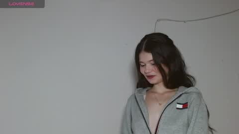 Emily littesweets online show from May 30, 3:16 am