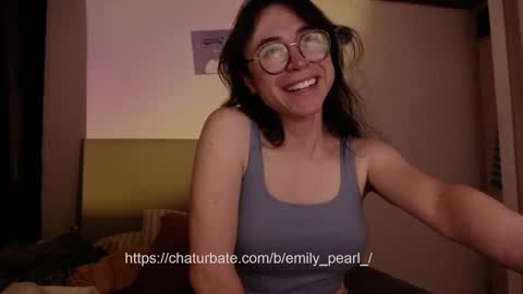 emily_pearl_ online show from February 5, 12:10 am