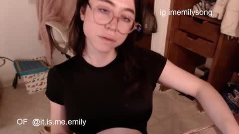 emily_pearl_ online show from February 19, 10:31 pm
