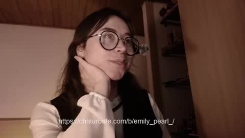 emily_pearl_ online show from March 11, 1:16 am