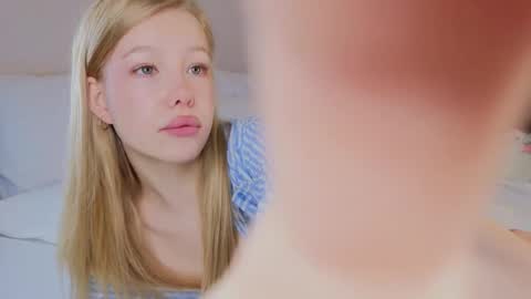 emily shepard online show from February 18, 6:02 am