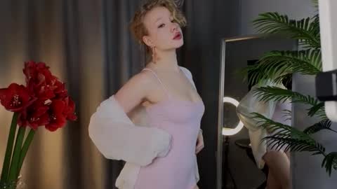 emily shepard online show from December 3, 2:34 am