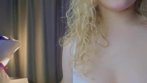 emily shepard online show from November 6, 2:58 am