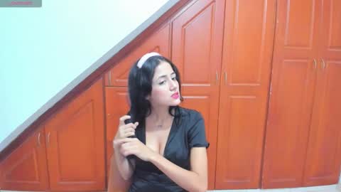Snapshot of emily_zc1 chatting on October 20, 8:14 pm EMILY online show from October 20, 8:14 pm