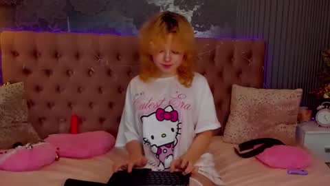 Baby Emelli online show from December 2, 7:40 am