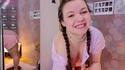 artist Emily online show from February 24, 4:59 am