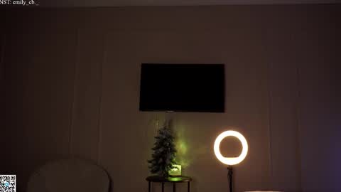 emilybatee online show from February 9, 5:54 pm