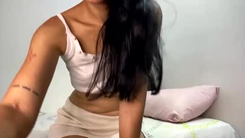 emilybrown01 online show from May 26, 4:29 am