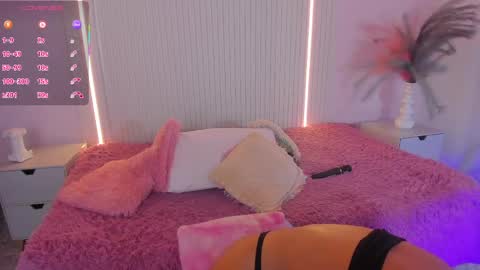 EMILY online show from April 13, 8:35 pm