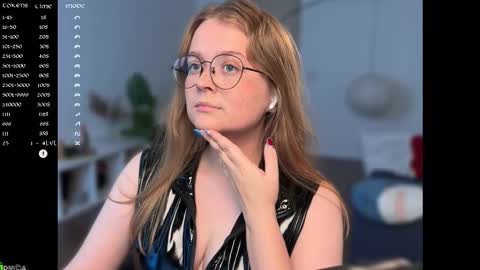 Emily  online show from September 28, 12:25 pm