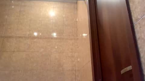 emilygibbes online show from September 25, 8:49 pm