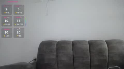 Emilyhines online show from February 25, 12:58 am