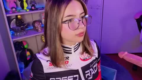 VALEEEN online show from March 25, 3:41 pm