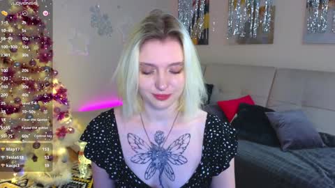 Emily online show from December 8, 10:19 am