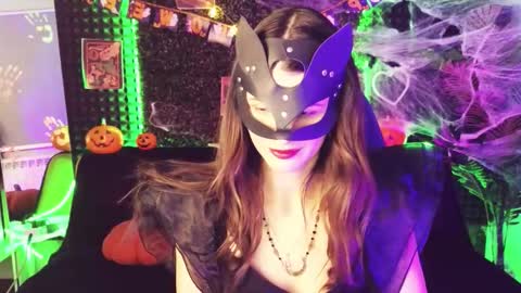 Emily online show from October 19, 1:43 am