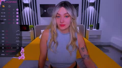 Emily online show from March 6, 2:32 am