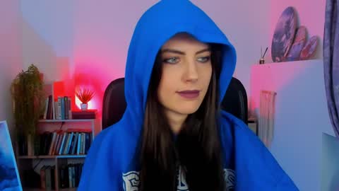 Snapshot of emilywiled chatting on December 9, 10:00 am Emily online show from December 9, 10:00 am