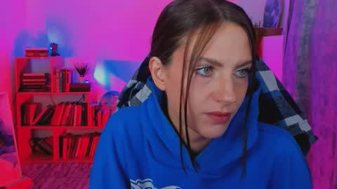 Snapshot of emilywiled chatting on October 2, 8:35 am Emily online show from October 2, 8:35 am